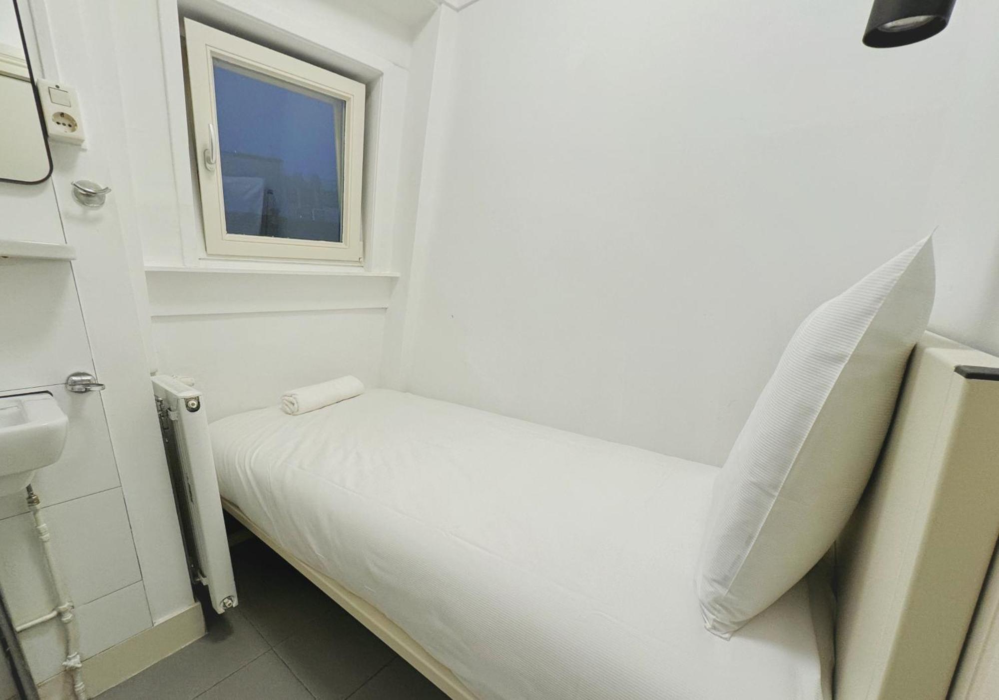 Cs Hotel Amsterdam Bagian luar foto